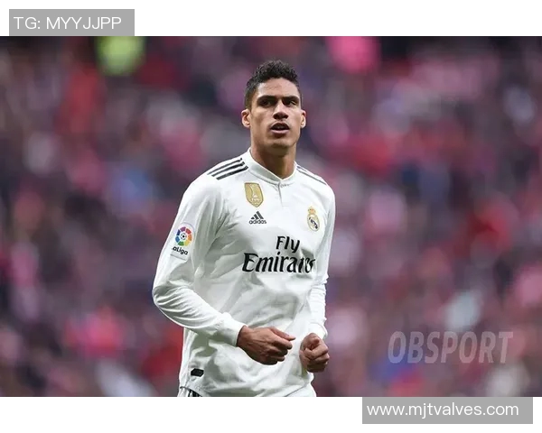 皇马历史上退役足球明星的完整名单及其辉煌成就回顾