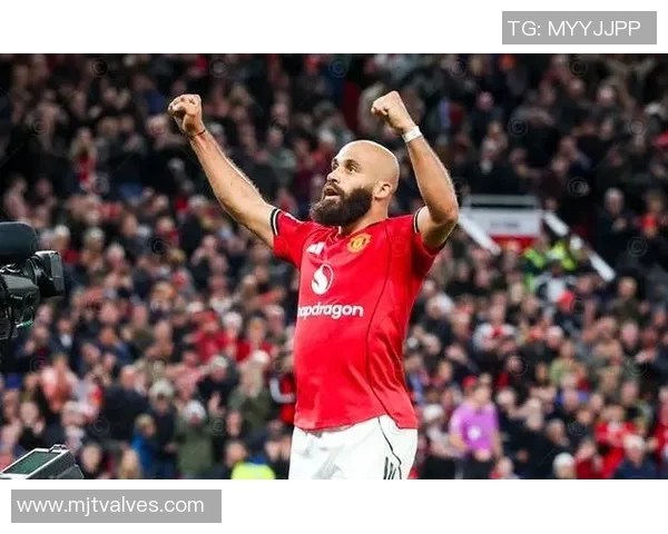 鲁尼：从英超传奇到足球教练的华丽转身与人生新篇章