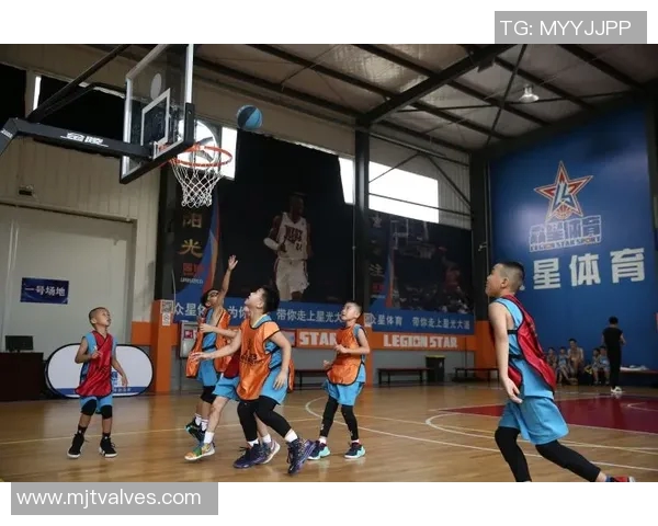 探索吕梁市东方启明星篮球场的魅力与活力，感受篮球文化的激情与团结